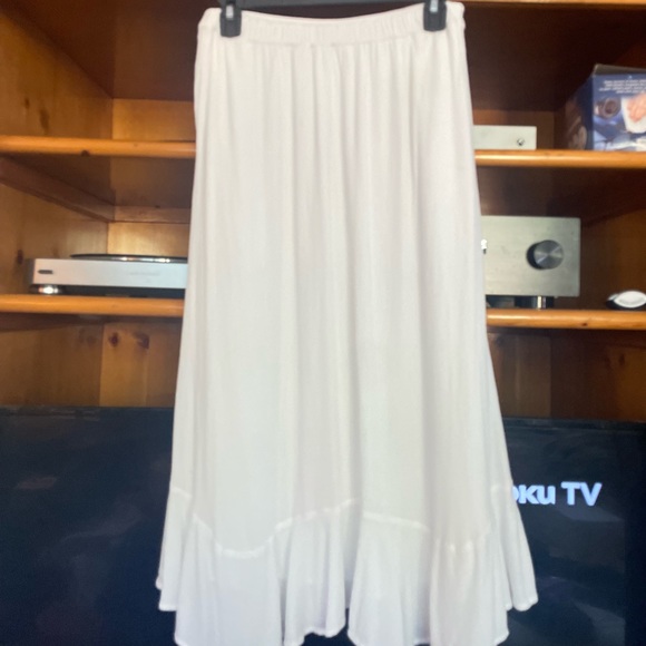 COPY - White Hinge Midi Skirt Size S - Picture 10 of 14